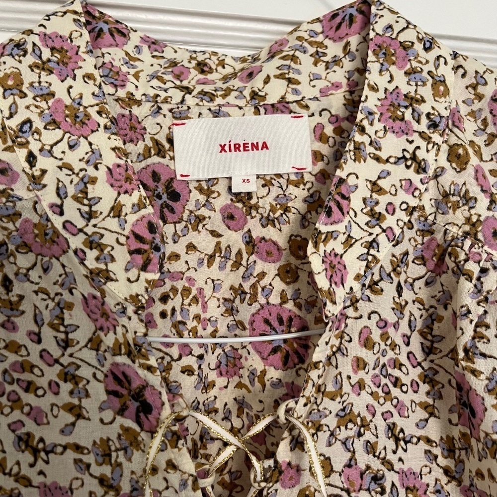 NWOT XiRENA Lyric Blouse in Floral Ivy Vines | Size XS